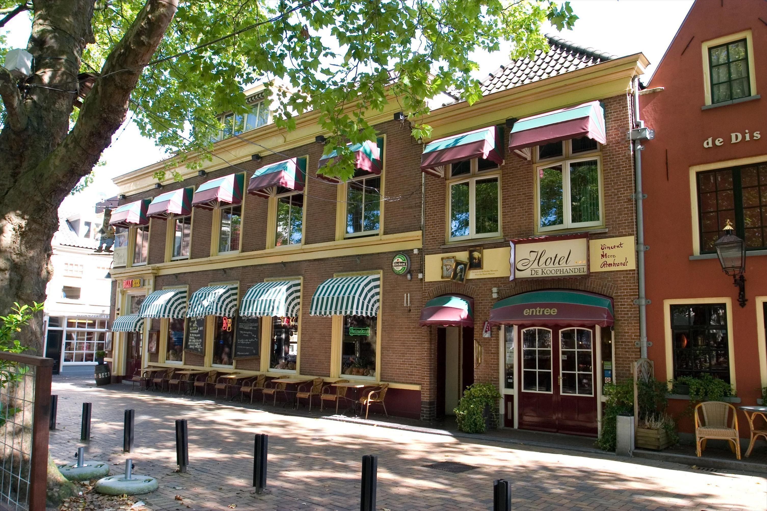 Where to Stay Near Museum Oud-Overschie: 7 Centrale Hotels