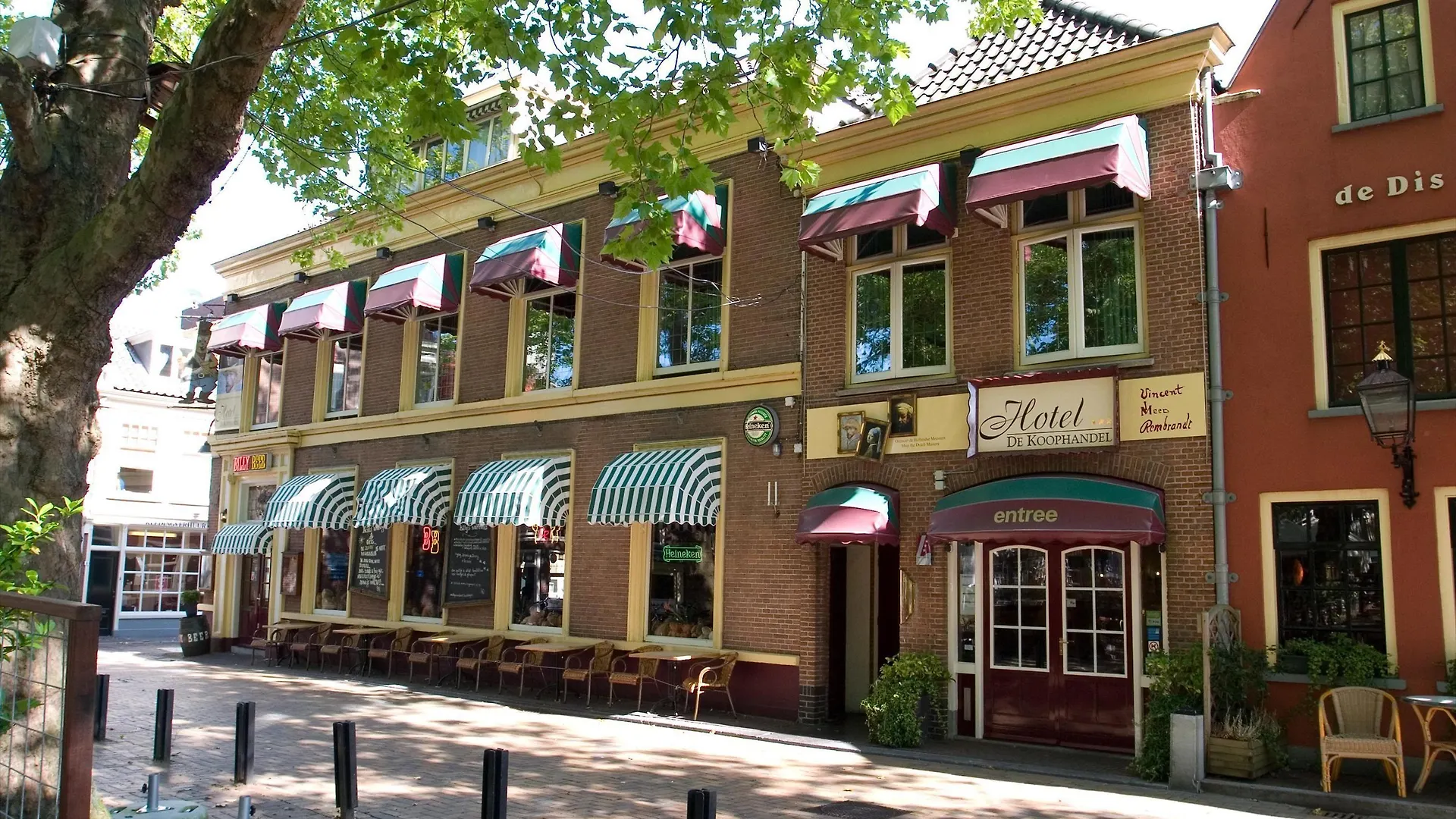 Where to Stay Near Museum Oud-Overschie: 7 Centrale Hotels